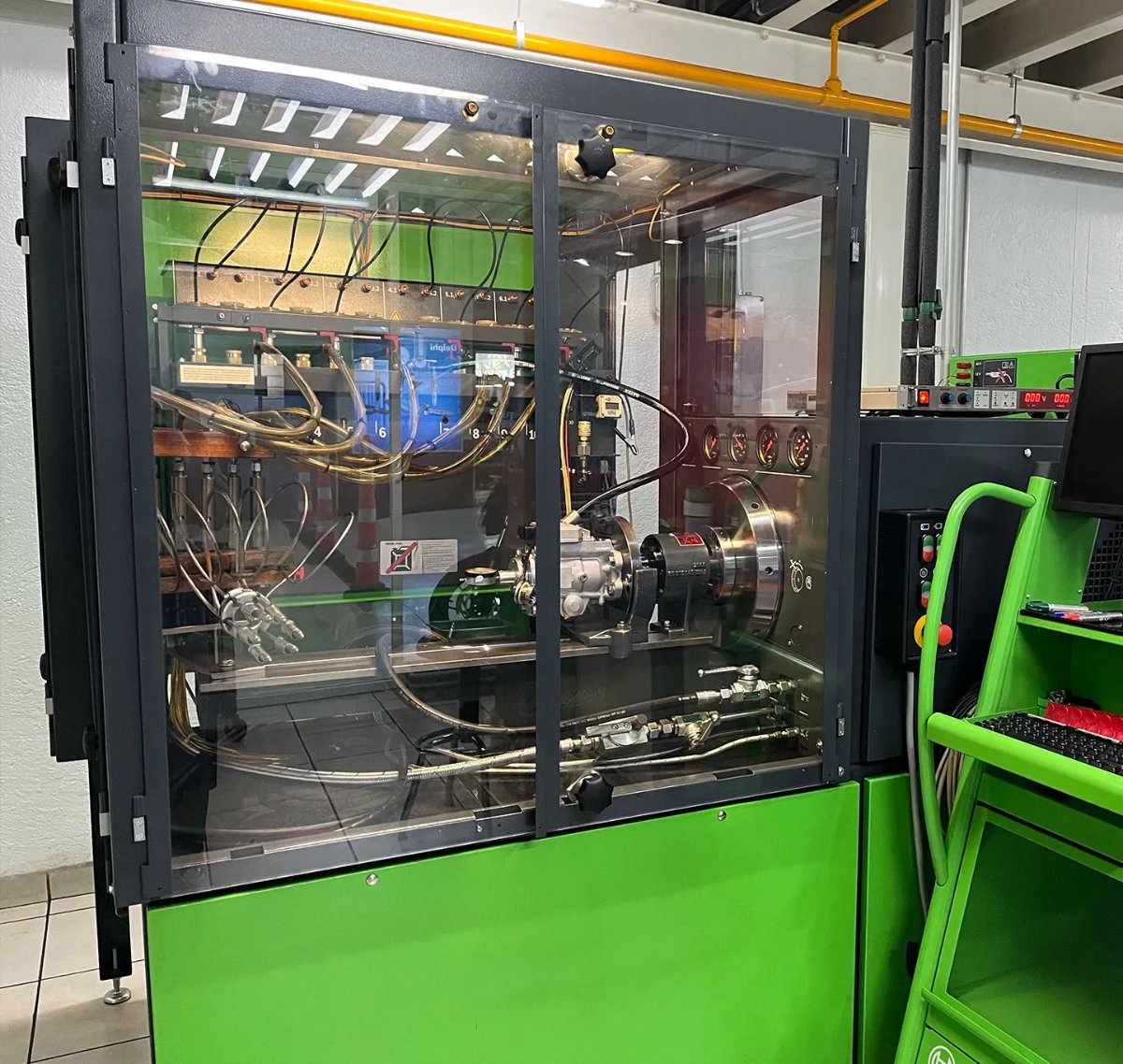 Calibración de inyector en banco Bosch EPS 815